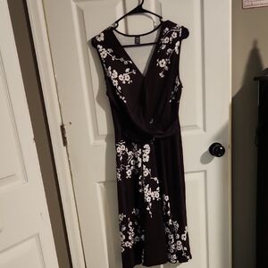 SHEIN Black Midi Dress with White Floral Print